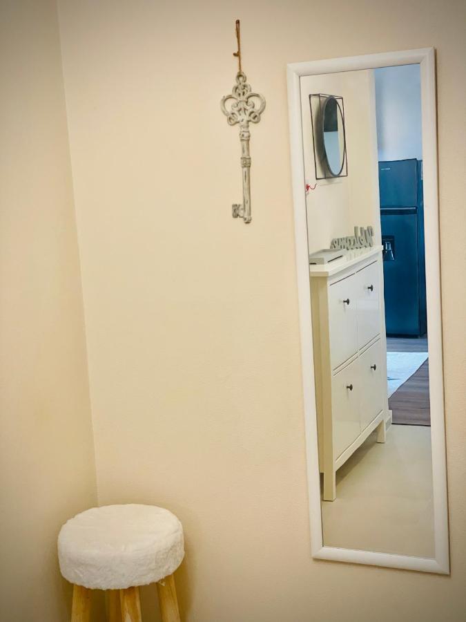 Best Place To Stay-Self Check In-24H Решица Екстериор снимка
