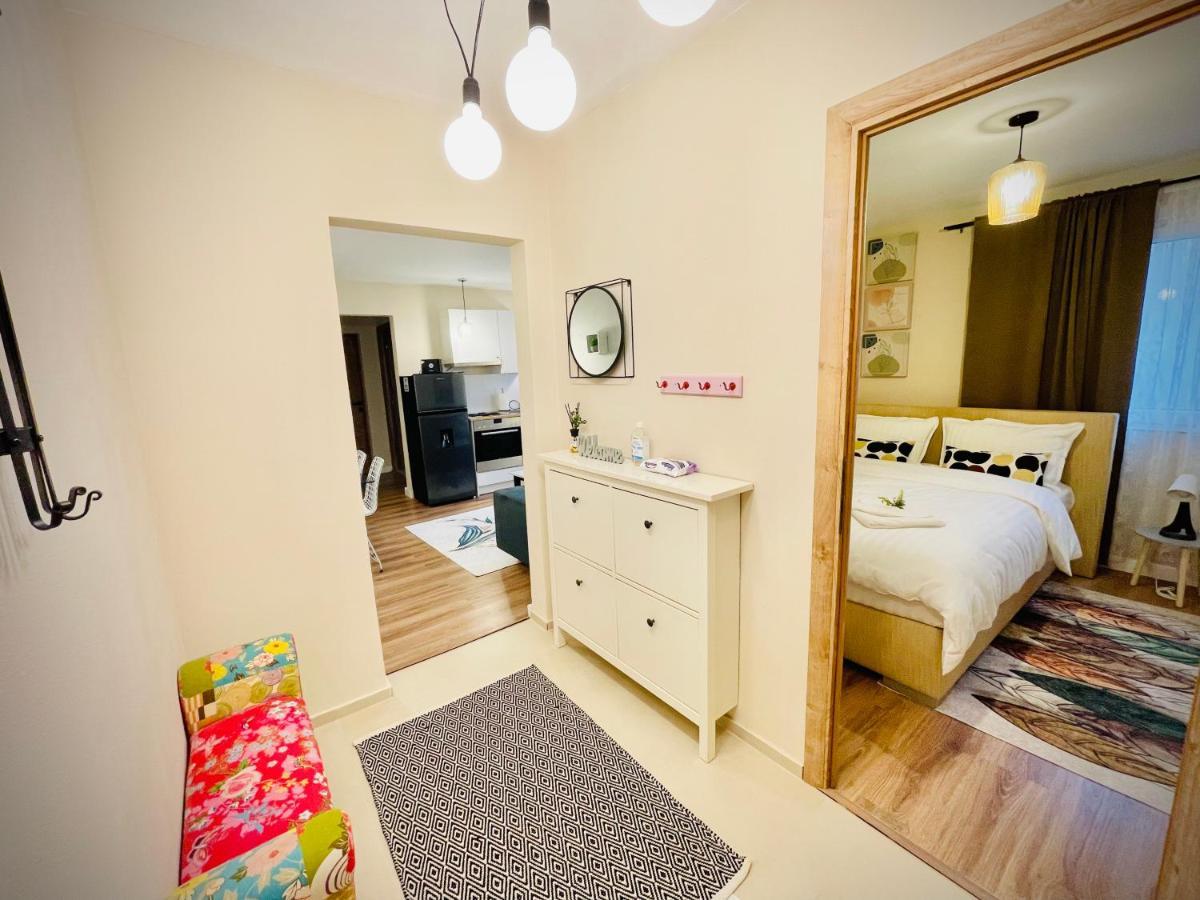 Best Place To Stay-Self Check In-24H Решица Екстериор снимка